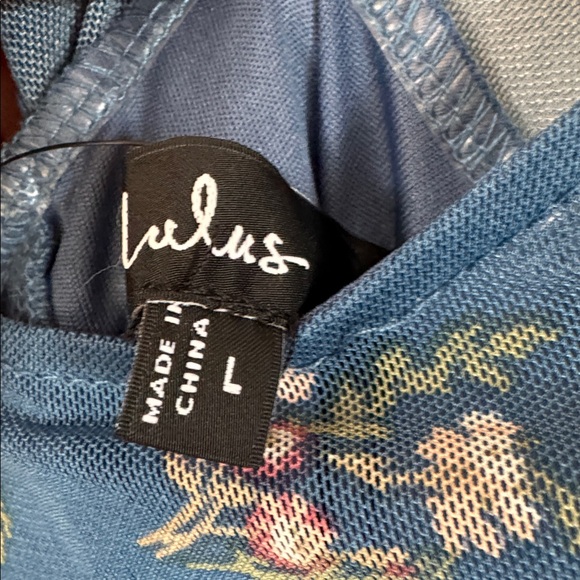 💙Lulu’s Floral Blue Long Sleeve Dress - Picture 8 of 10